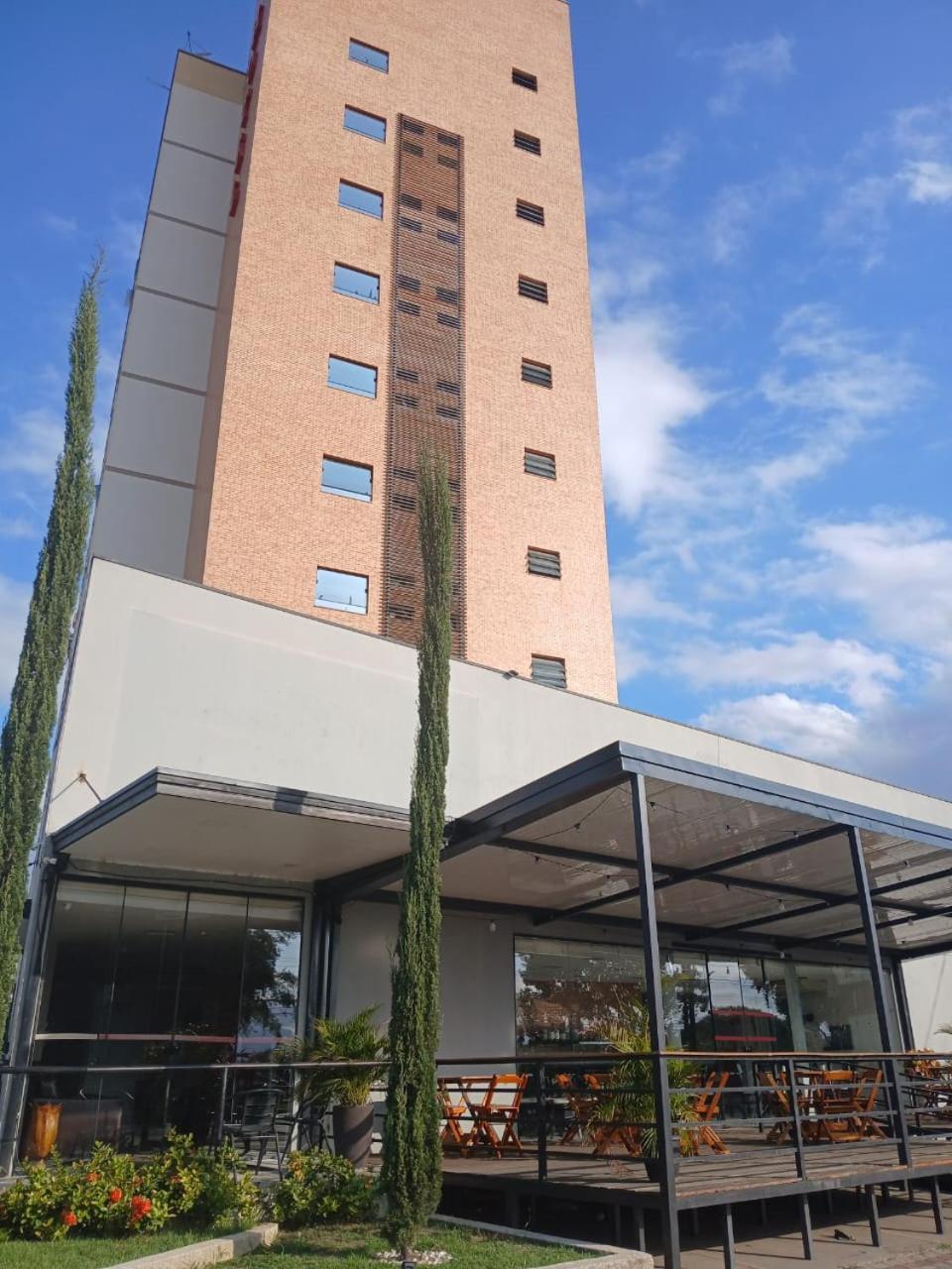 Pinda Palace Hotel 3*